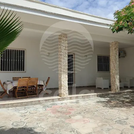 فيلة Caledonia By Cala Salento توري لابيلو